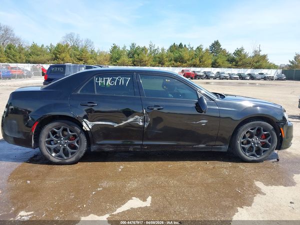 2016 CHRYSLER 300 300S — I116
