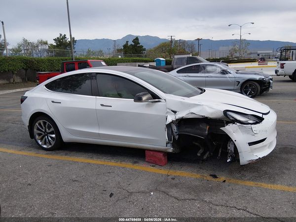 2018 TESLA MODEL 3 LONG RANGE/PERFORMANCE