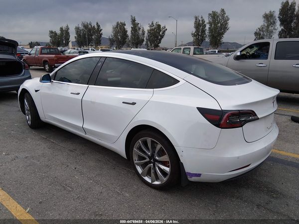 2018 TESLA MODEL 3 LONG RANGE/PERFORMANCE