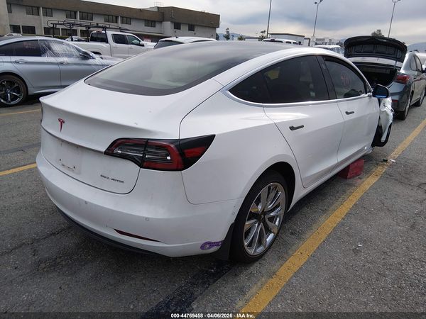 2018 TESLA MODEL 3 LONG RANGE/PERFORMANCE