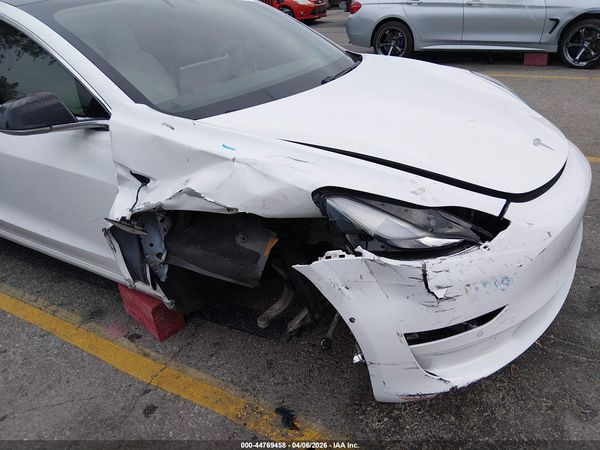 2018 TESLA MODEL 3 LONG RANGE/PERFORMANCE