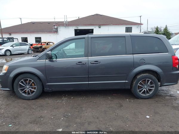 2017 DODGE GRAND CARAVAN SXT