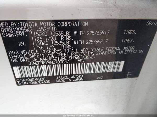 2017 TOYOTA RAV4 LE — I9