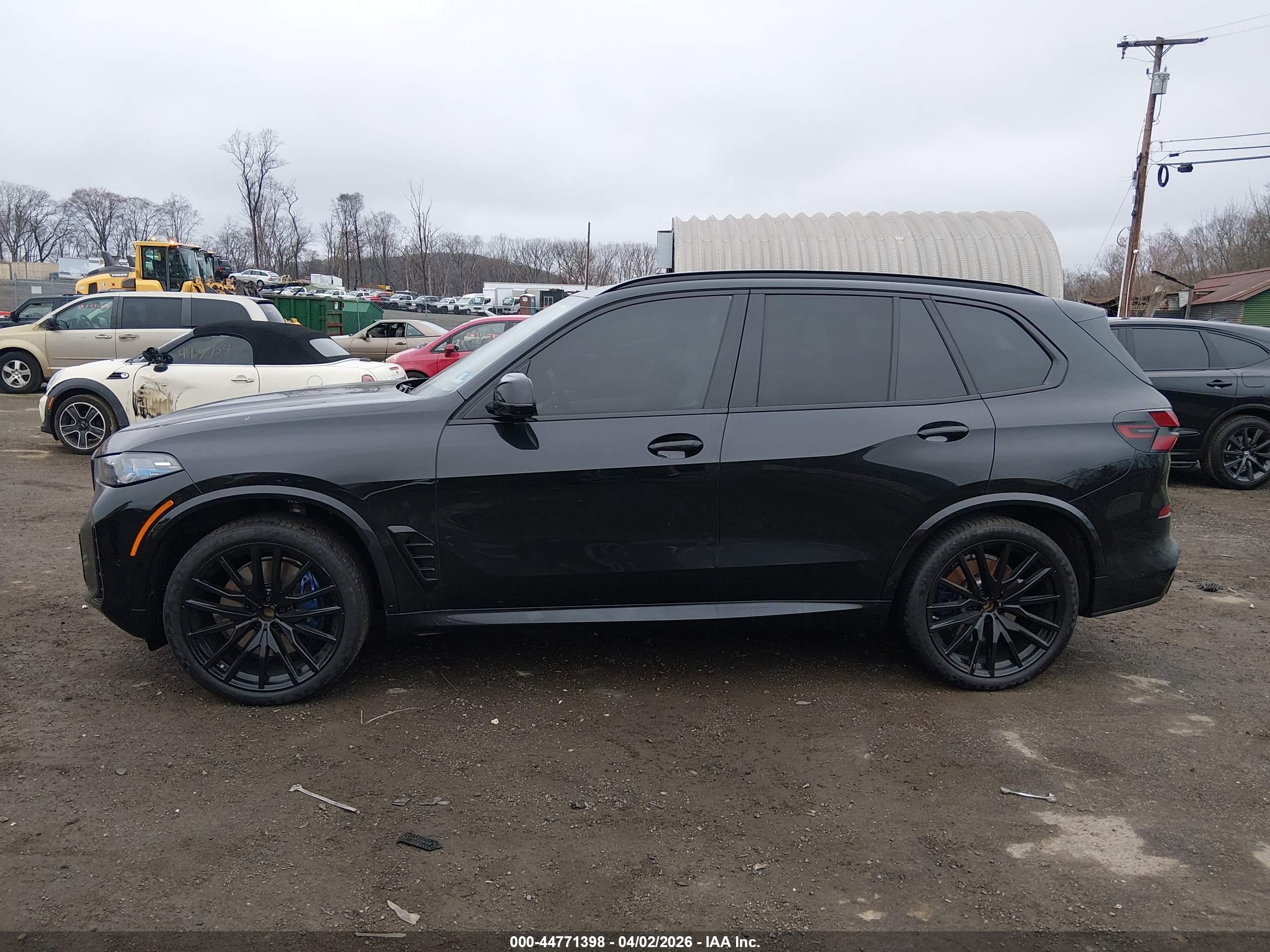 2025 BMW X5 M60I