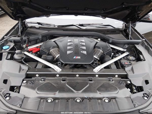 2025 BMW X5 M60I