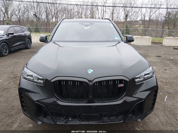2025 BMW X5 M60I