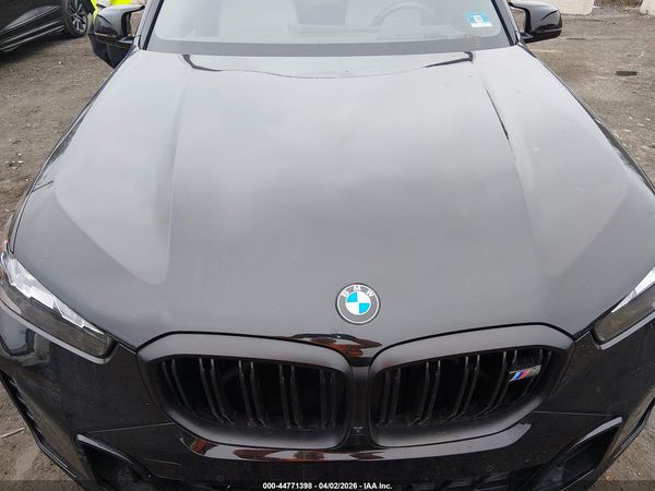 2025 BMW X5 M60I