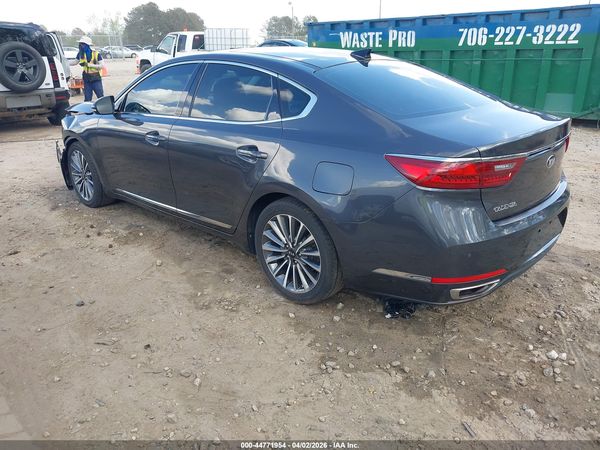 2018 KIA CADENZA PREMIUM