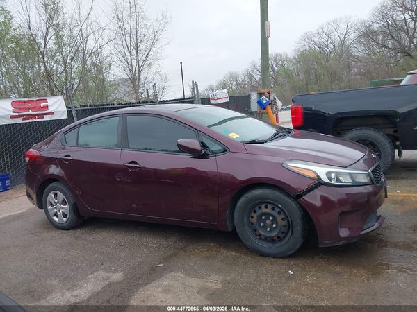 2017 KIA FORTE LX