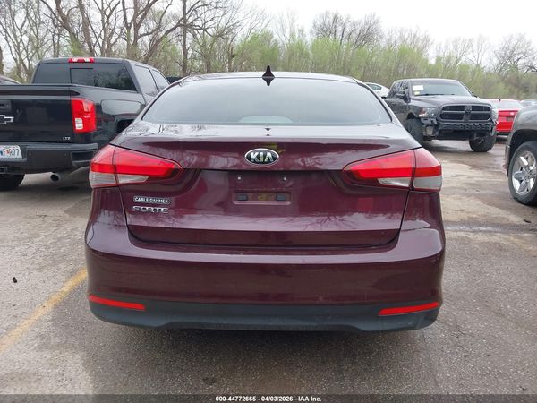 2017 KIA FORTE LX