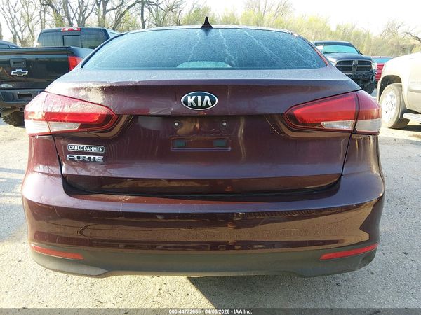 2017 KIA FORTE LX