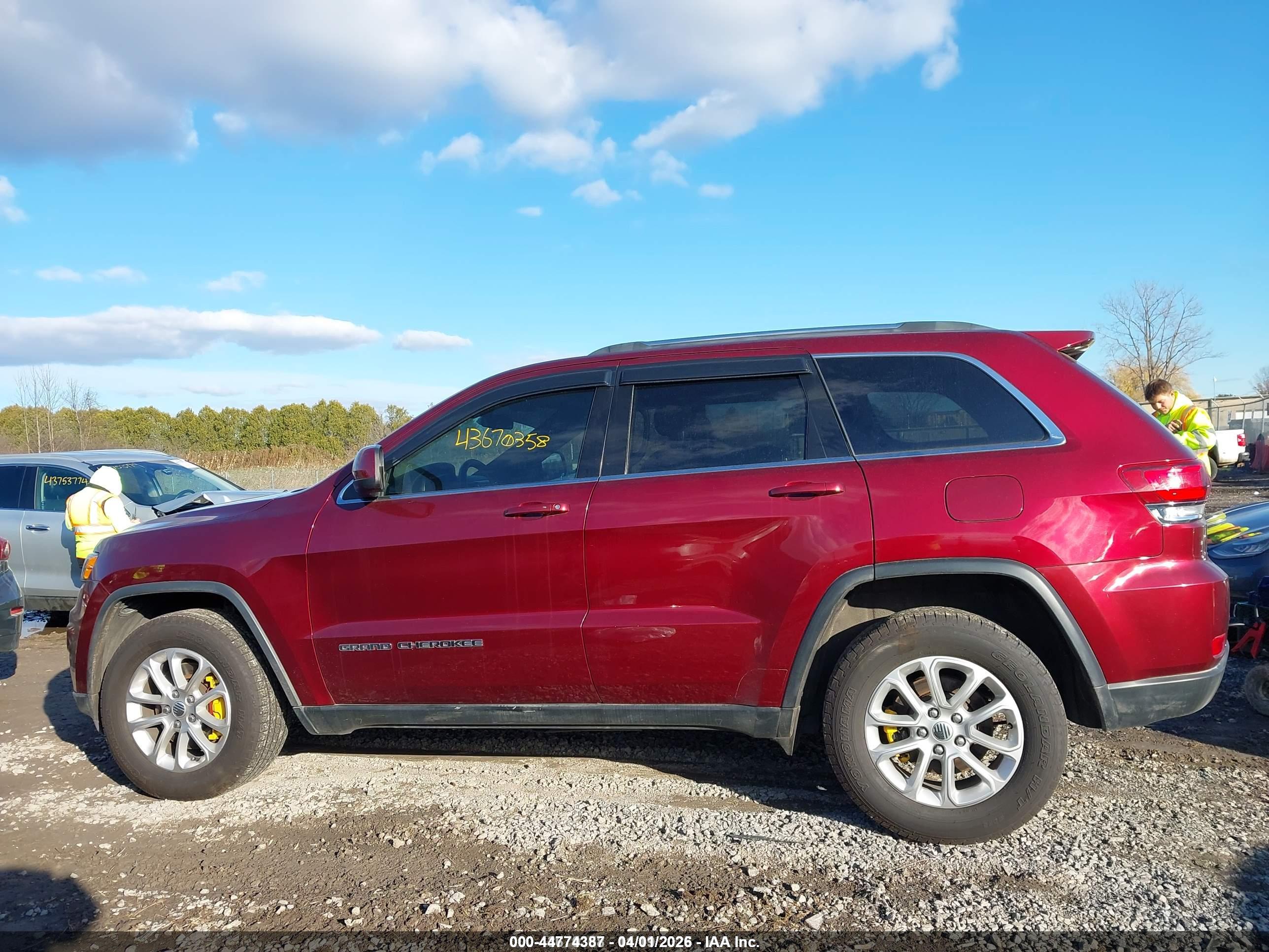 2021 JEEP GRAND CHEROKEE LAREDO E 4X4