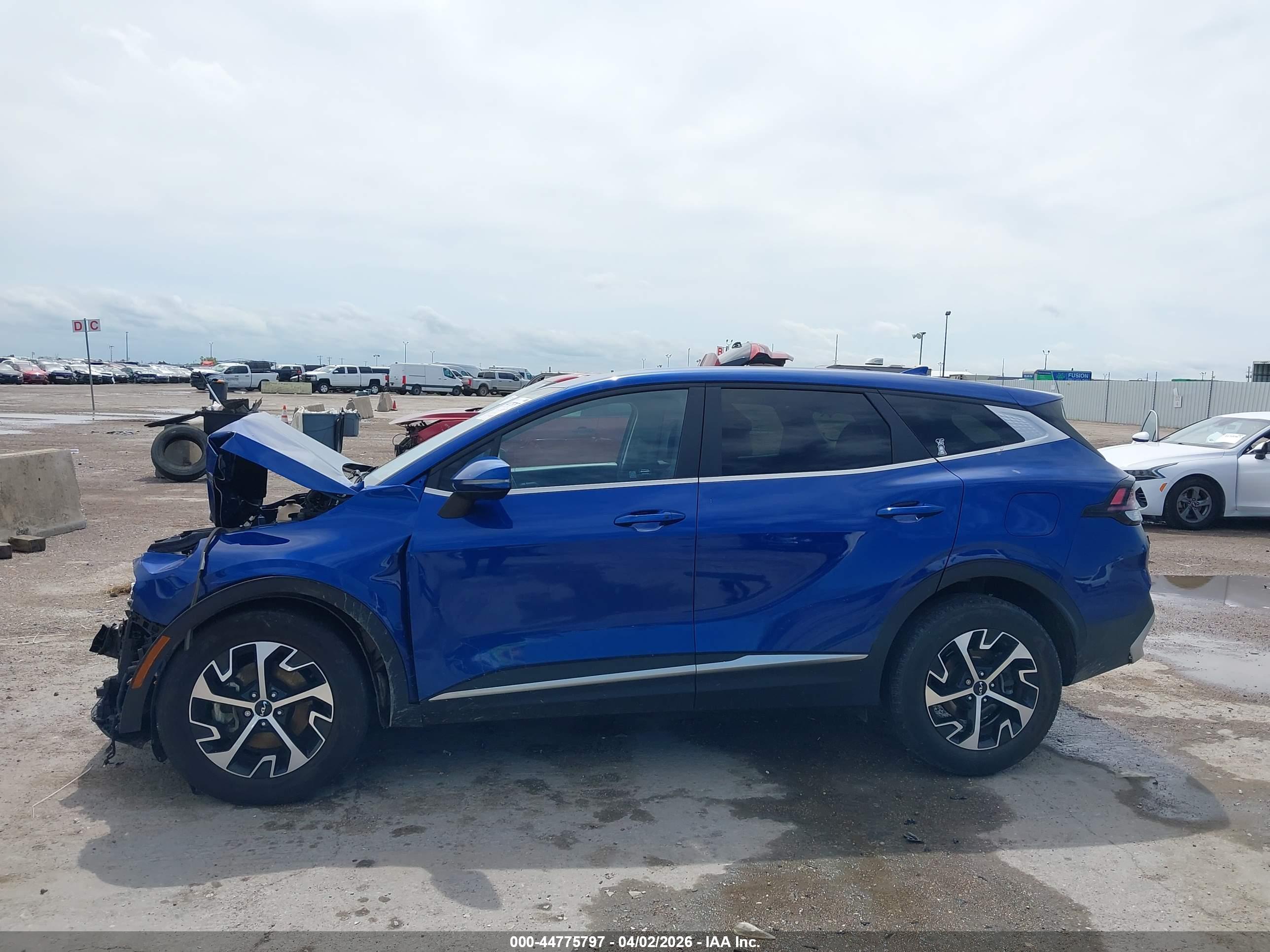 2024 KIA SPORTAGE EX