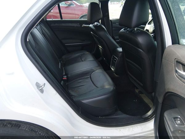 2016 CHRYSLER 300 LIMITED