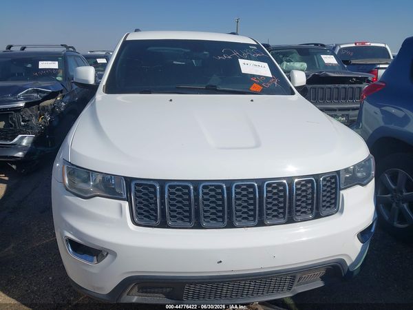 2017 JEEP GRAND CHEROKEE LAREDO 4X4