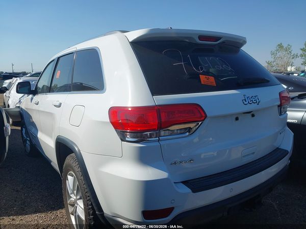 2017 JEEP GRAND CHEROKEE LAREDO 4X4