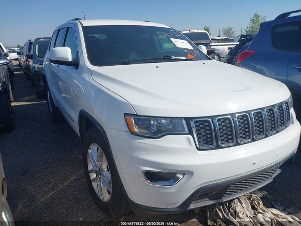 2017 JEEP GRAND CHEROKEE LAREDO 4X4