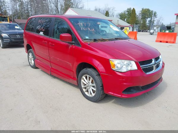 2013 DODGE GRAND CARAVAN SXT — I1
