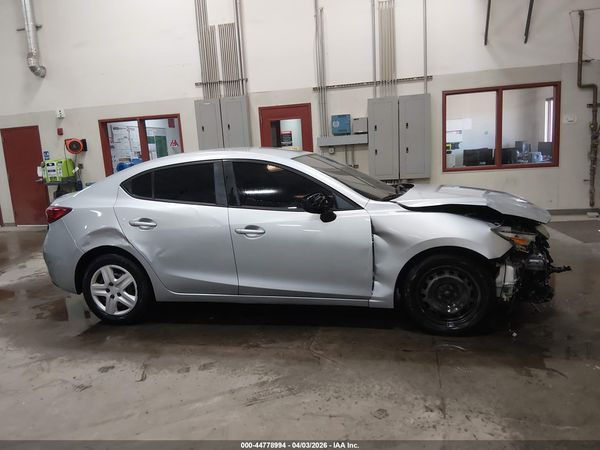 2017 MAZDA MAZDA3 SPORT