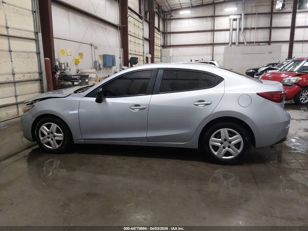 2017 MAZDA MAZDA3