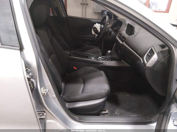 2017 MAZDA MAZDA3 SPORT