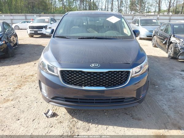 2017 KIA SEDONA LX