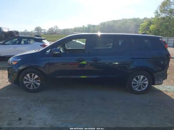 2017 KIA SEDONA LX