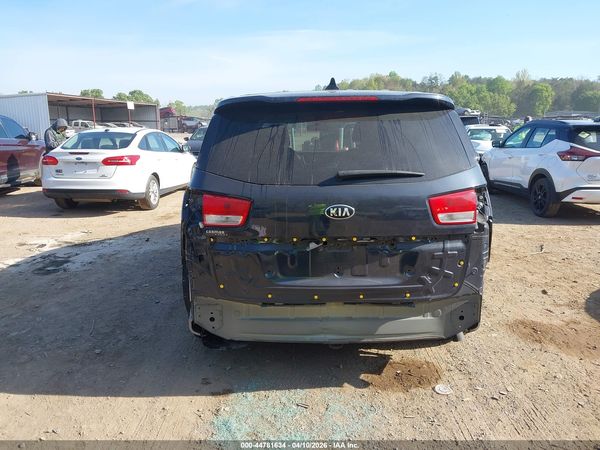 2017 KIA SEDONA LX
