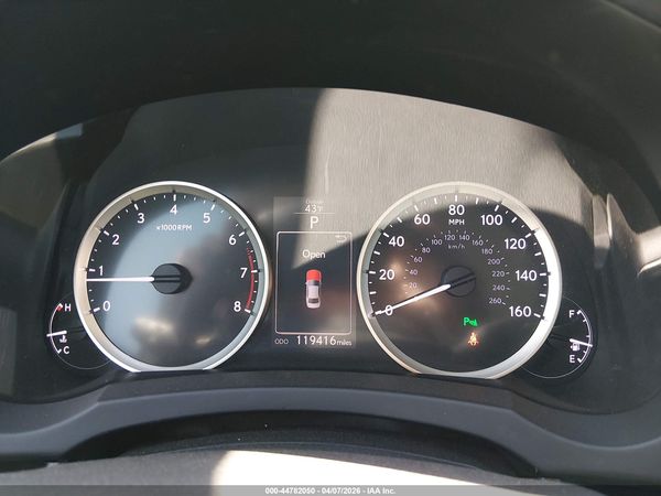 2016 LEXUS IS 300