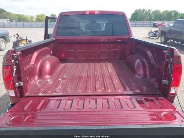 2023 RAM 1500 CLASSIC TRADESMAN  4X4 5'7 BOX