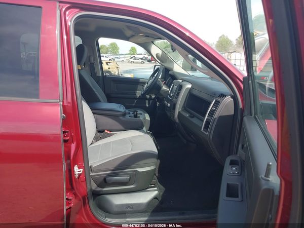 2023 RAM 1500 CLASSIC TRADESMAN  4X4 5'7 BOX