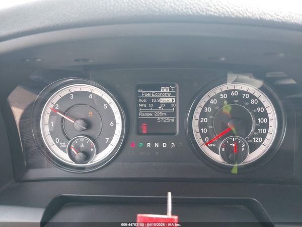 2023 RAM 1500 CLASSIC TRADESMAN  4X4 5'7 BOX
