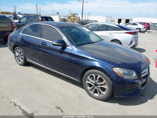 2015 MERCEDES-BENZ C 300