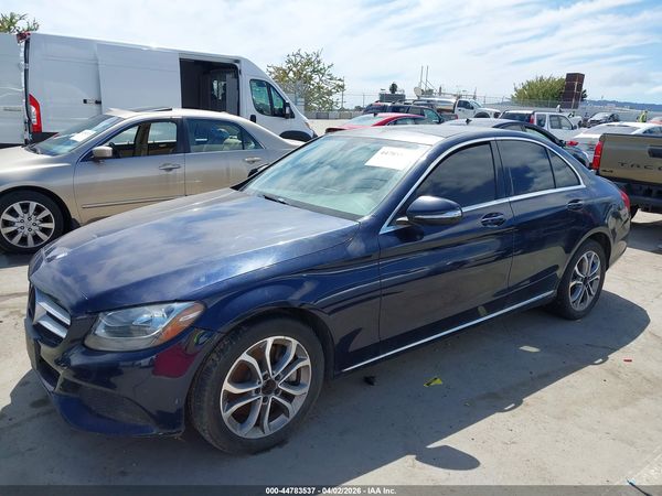 2015 MERCEDES-BENZ C 300