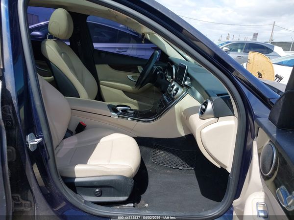 2015 MERCEDES-BENZ C 300