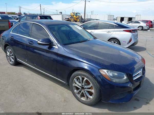 2015 MERCEDES-BENZ C 300