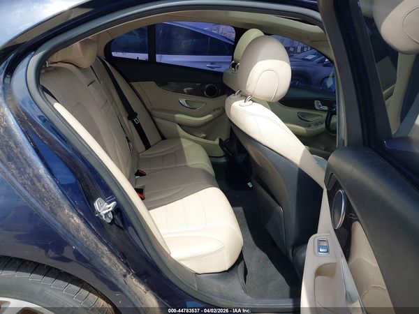 2015 MERCEDES-BENZ C 300