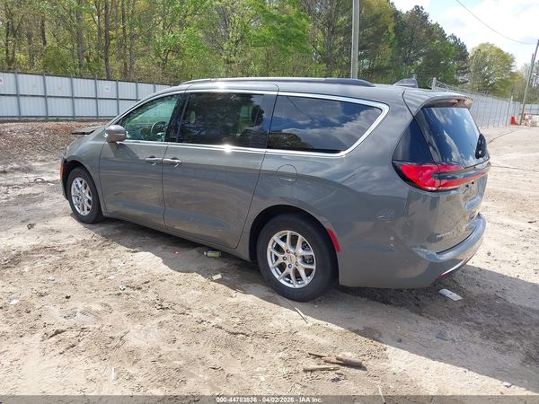 2022 CHRYSLER PACIFICA TOURING L — I3