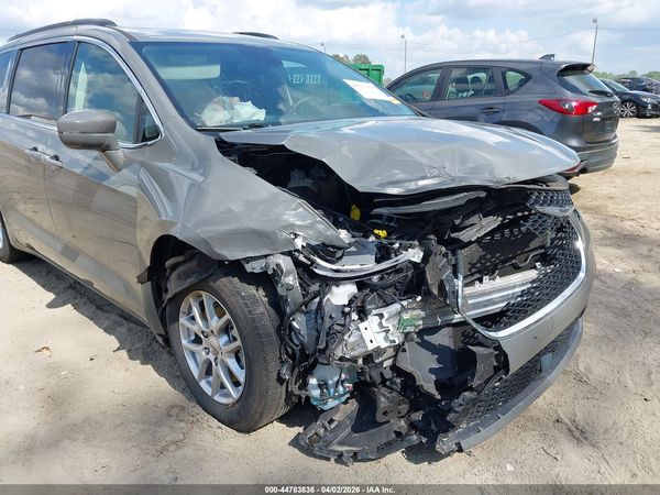 2022 CHRYSLER PACIFICA TOURING L — I6