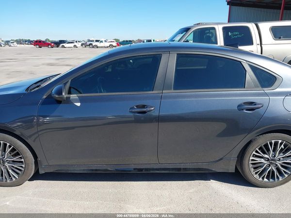 2024 KIA FORTE