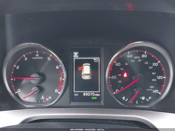 2018 TOYOTA RAV4 SE