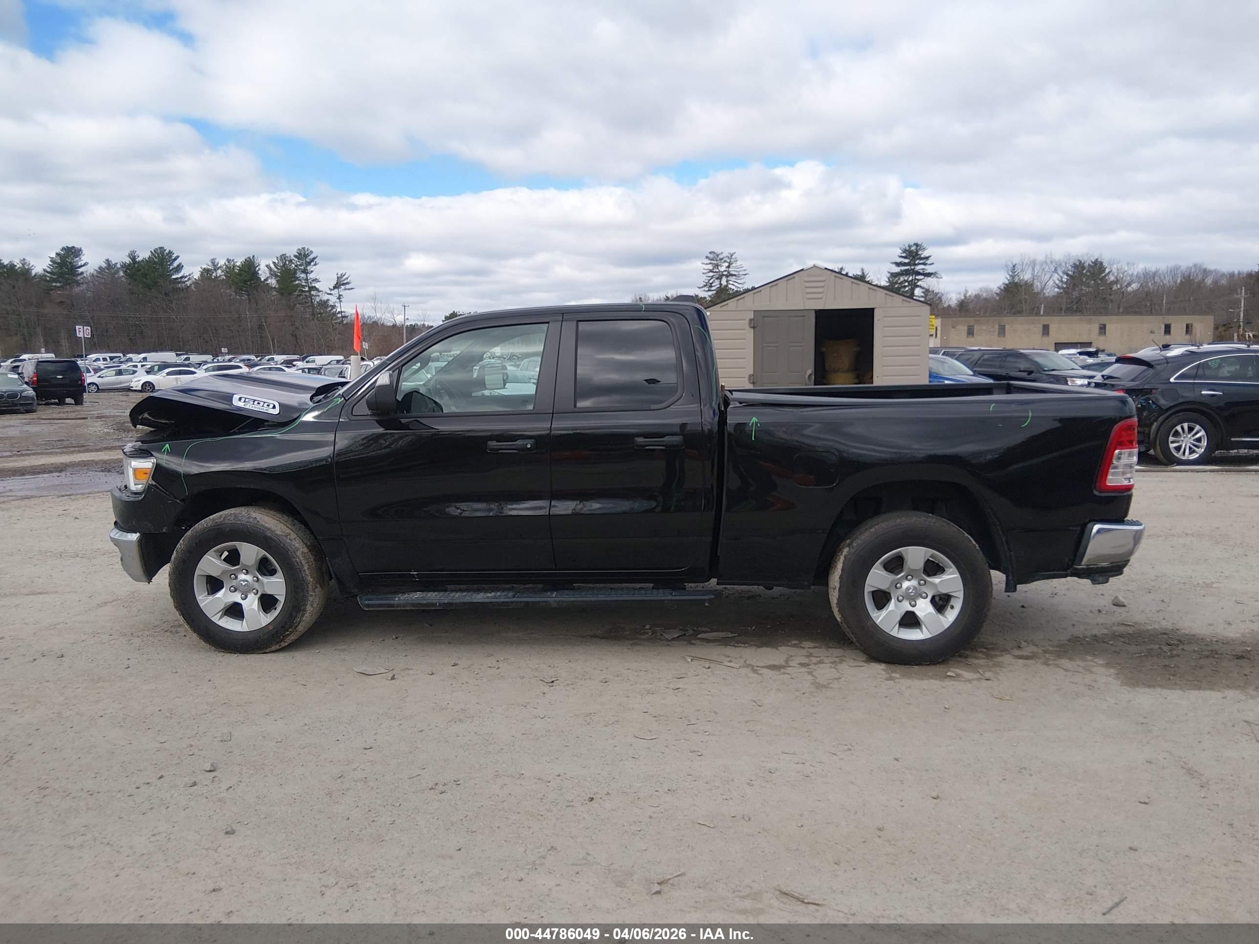 2024 RAM 1500 TRADESMAN  4X4 6'4 BOX
