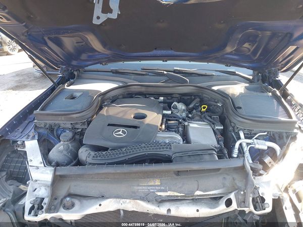 2017 MERCEDES-BENZ GLC 300 4MATIC