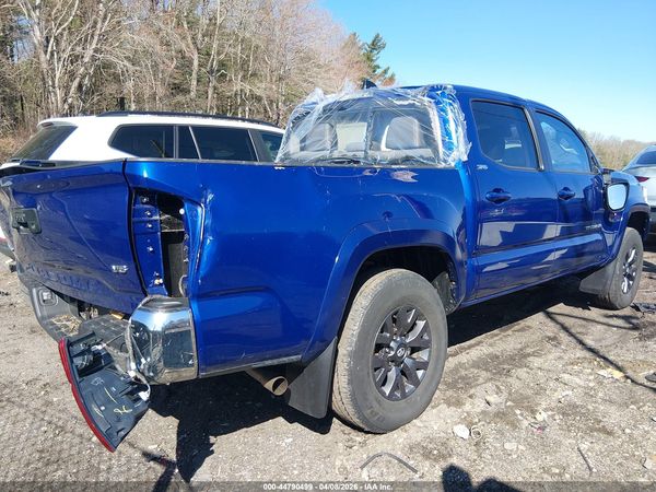 2022 TOYOTA TACOMA SR5 V6