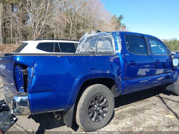 2022 TOYOTA TACOMA SR5 V6