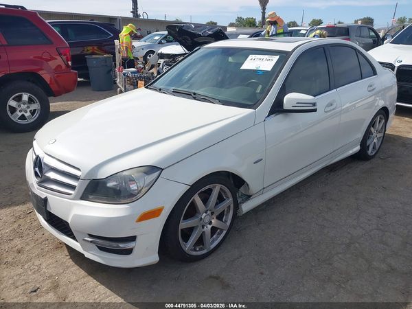2012 MERCEDES-BENZ C 250 SPORT