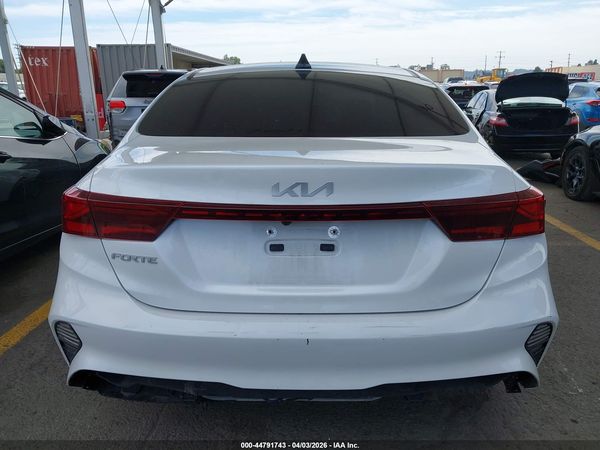 2023 KIA FORTE LXS