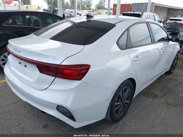 2023 KIA FORTE LXS