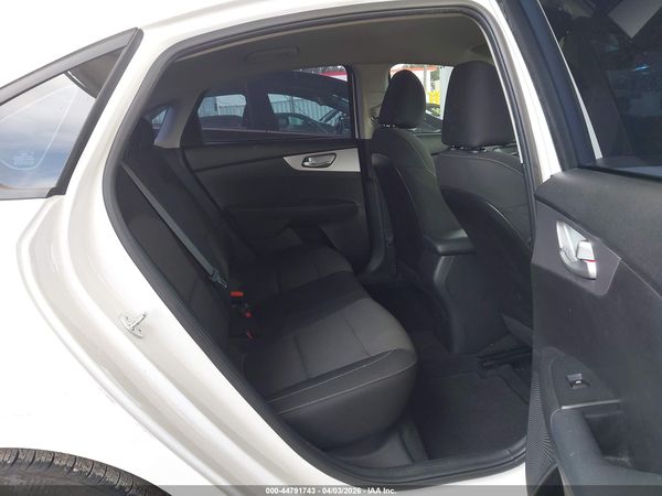 2023 KIA FORTE LXS