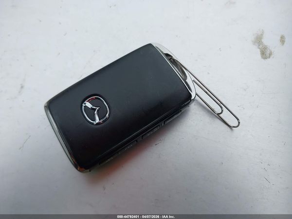 2025 MAZDA MAZDA3 2.5 S SELECT SPORT — I11